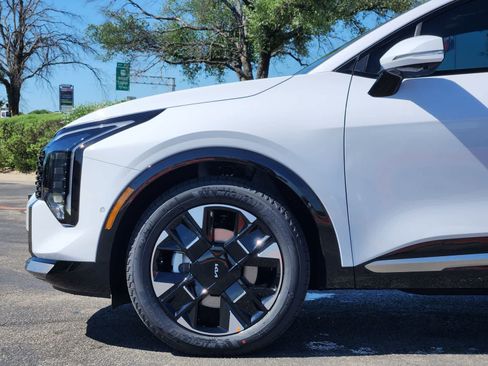 New 2026 Kia Sportage SX FWD image 8