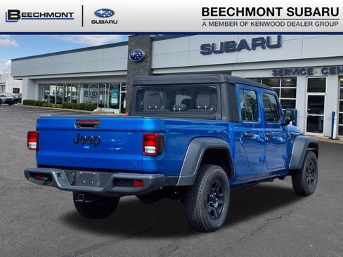 Used 2022 Jeep Gladiator Sport w/ Trailer Tow Package AWD/4WD image 7