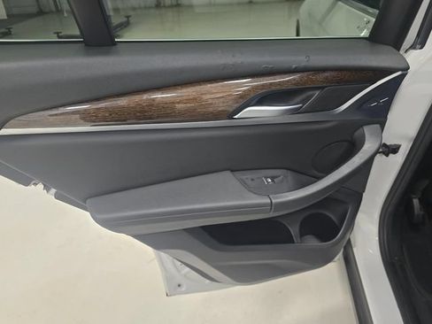 Used 2019 BMW X3 sDrive30i w/ Convenience Package RWD image 9