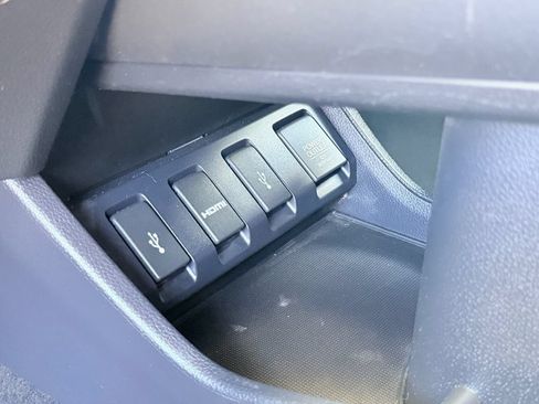 Used 2016 Honda HR-V EX image 35
