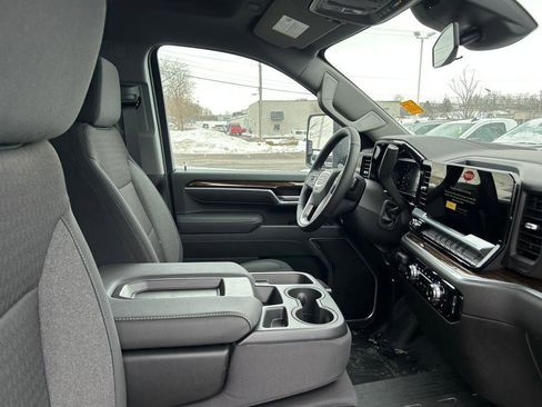 New 2026 GMC Sierra 2500 SLE w/ SLE Value Package; image 19