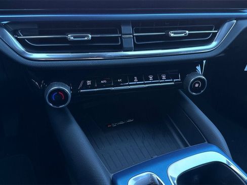 New 2026 Chevrolet Equinox EV LT w/ LPO, Blackout Package image 21