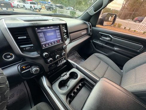 Used 2019 RAM 1500 Big Horn image 19