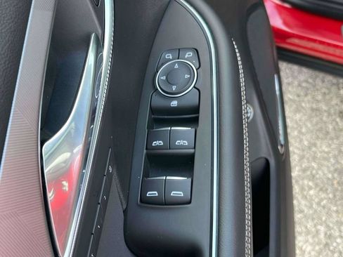 Used 2025 Buick Envision Sport Touring AWD/4WD image 14