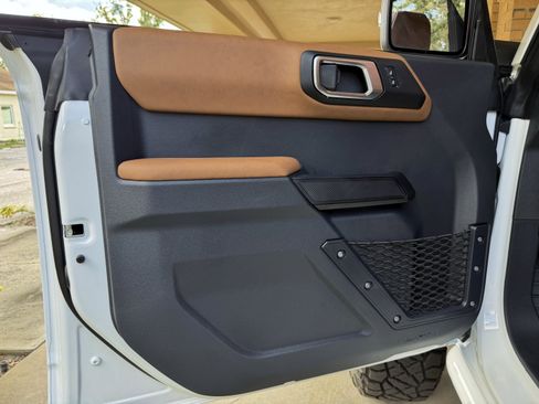Used 2025 Ford Bronco Outer Banks AWD/4WD image 15