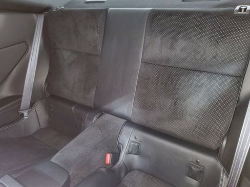 Used 2024 Toyota GR86 Premium image 10