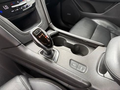 Used 2018 Cadillac XT5 Premium Luxury FWD image 19