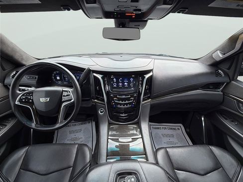 Used 2017 Cadillac Escalade Platinum AWD/4WD image 29