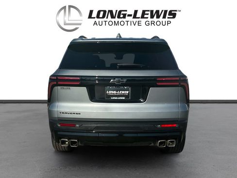 Used 2026 Chevrolet Traverse LT w/ Midnight/Sport Edition FWD image 5