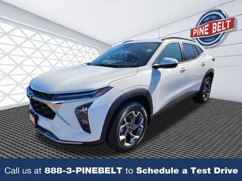 New 2026 Chevrolet Trax LT w/ Driver Confidence Package image 1