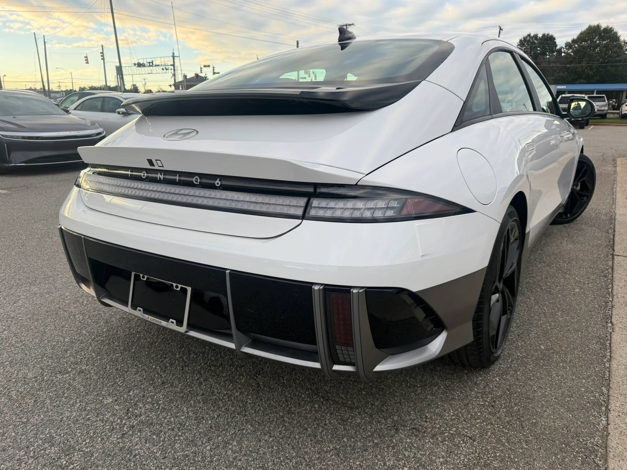 Used 2023 Hyundai Ioniq 6 SEL RWD image 5