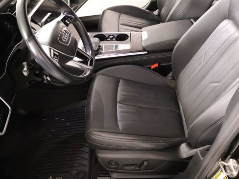 Used 2021 Audi A6 Premium Plus w/ Premium Plus Package AWD/4WD image 12