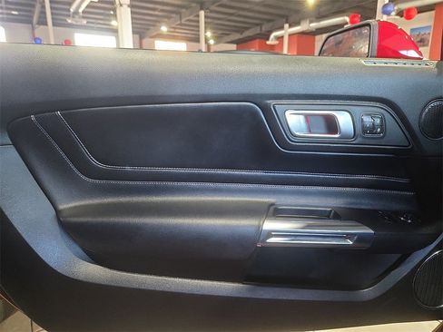 Used 2021 Ford Mustang GT Premium w/ Equipment Group 401A image 15