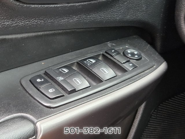 Used 2019 Jeep Cherokee Latitude w/ Popular Appearance Group FWD image 29