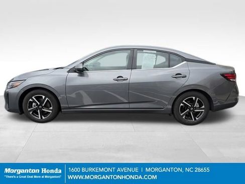 Used 2024 Nissan Sentra SV FWD image 5