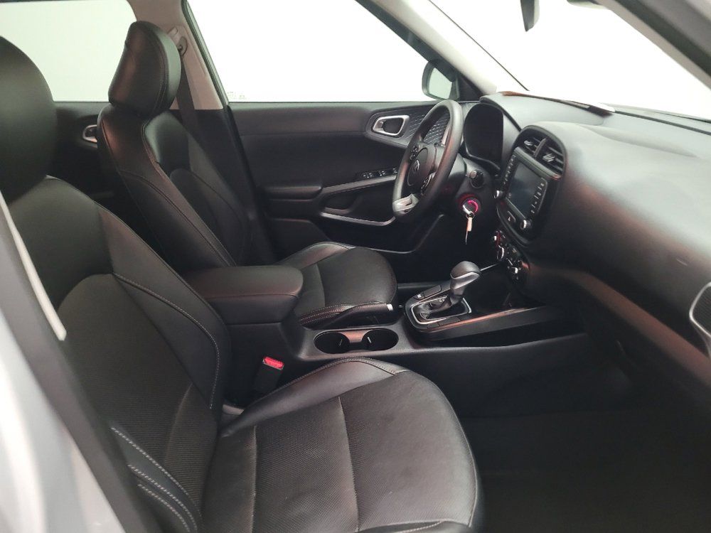 Used 2020 Kia Soul S FWD image 21