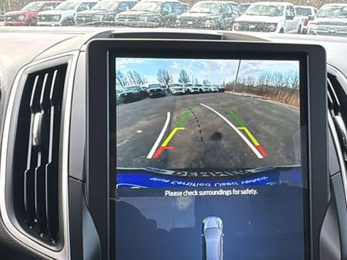 Certified 2024 Ford Edge SEL w/ Sport Appearance Package image 24