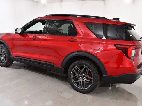 New 2026 Ford Explorer ST-Line AWD/4WD image 15