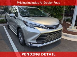 Certified 2024 Toyota Sienna XLE FWD video 1