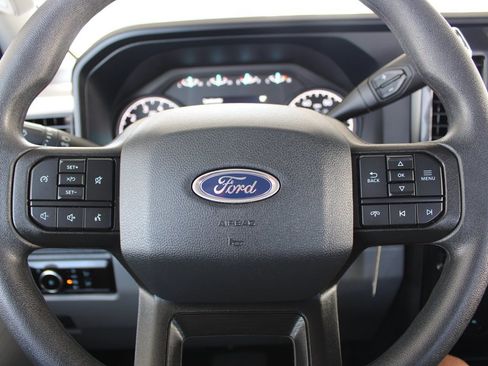 Used 2026 Ford F250 XL w/ XL Chrome Package AWD/4WD image 27