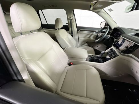 Used 2023 Volkswagen Atlas SE image 28