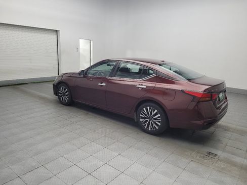 Used 2023 Nissan Altima 2.5 SV image 3