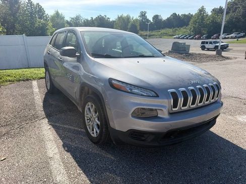 Used 2014 Jeep Cherokee Sport FWD image 1