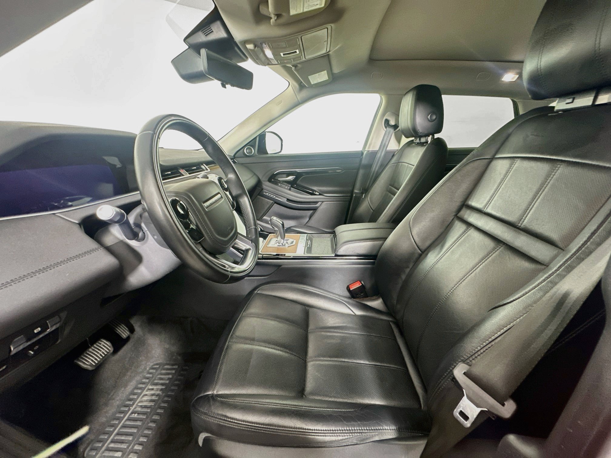 Used 2020 Land Rover Range Rover Evoque SE AWD/4WD image 13