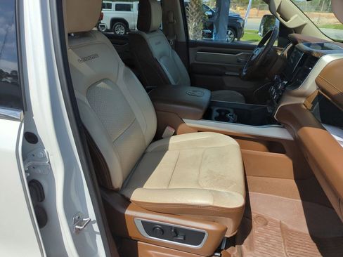 Used 2019 RAM 1500 Laramie image 35