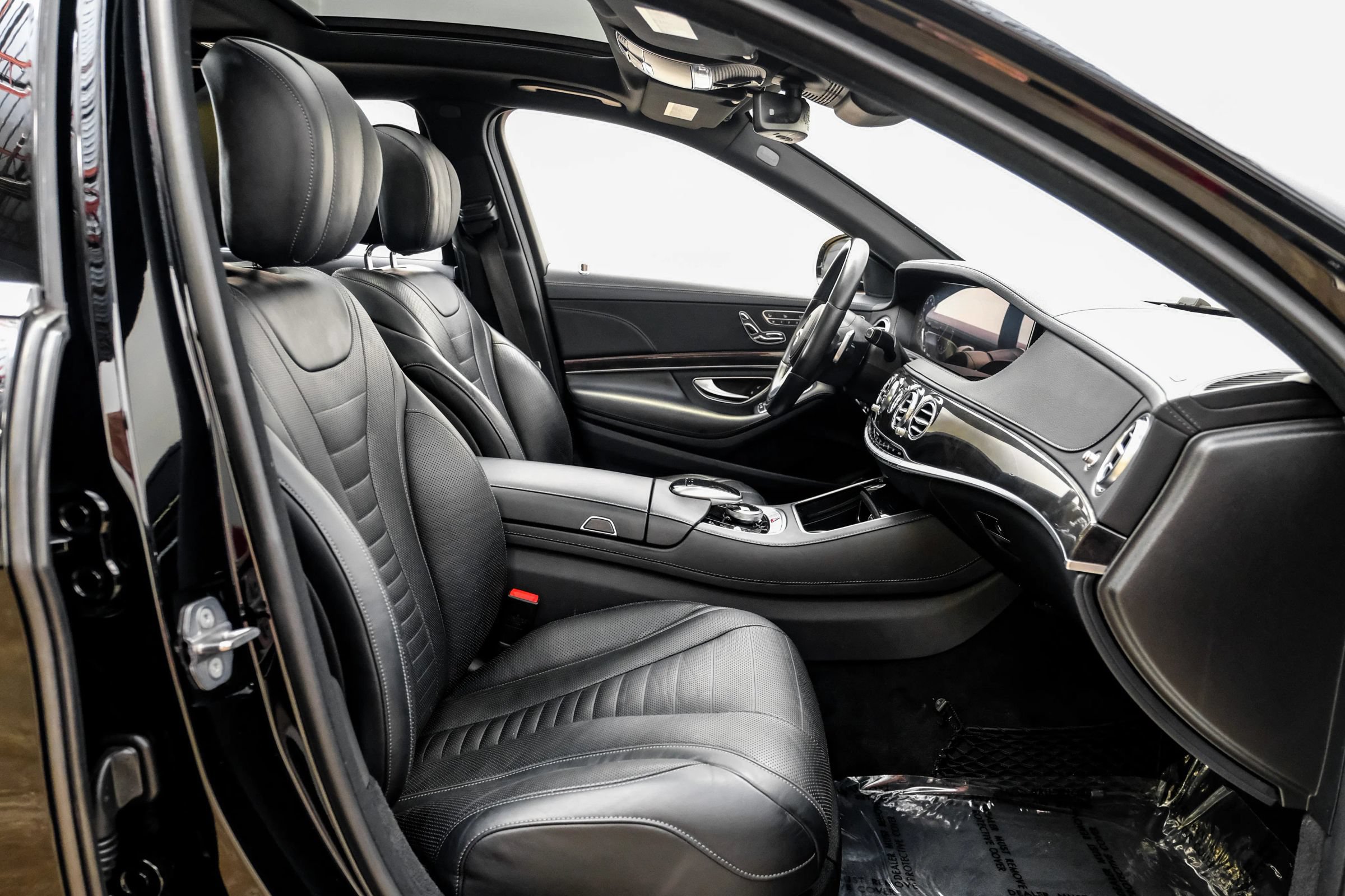 Used 2020 Mercedes-Benz S 560 Sedan image 31