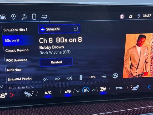 Used 2025 Chevrolet Traverse Z71 image 28