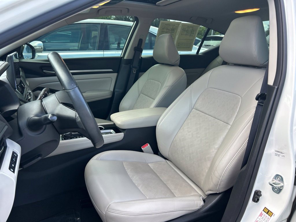 Used 2024 Nissan Altima 2.5 SL FWD image 19