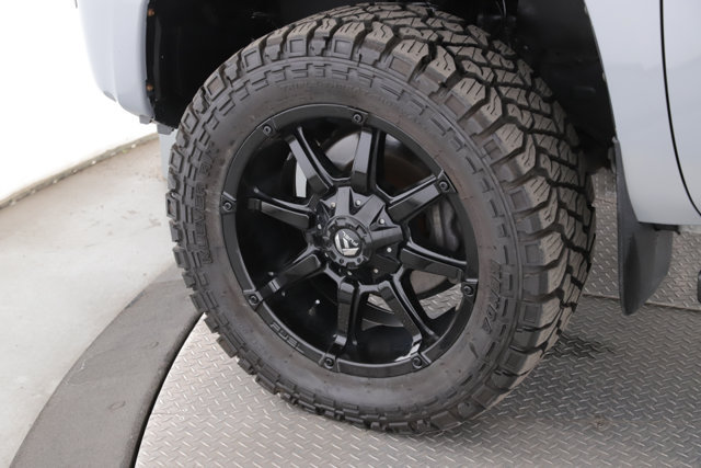 Used 2019 Toyota Tundra SR5 w/ Convenience Package AWD/4WD image 15