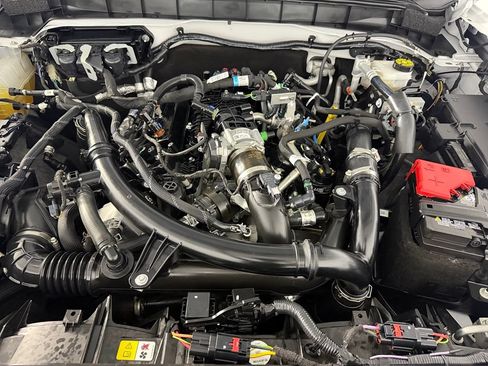 Used 2025 Ford Bronco Outer Banks AWD/4WD image 38