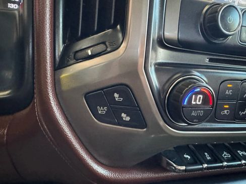 Used 2015 Chevrolet Silverado 2500 High Country w/ Duramax Plus Package image 29