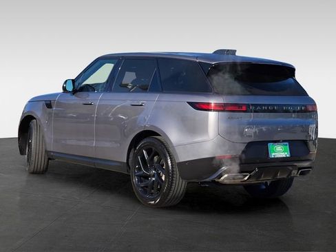 Used 2024 Land Rover Range Rover Sport SE image 5