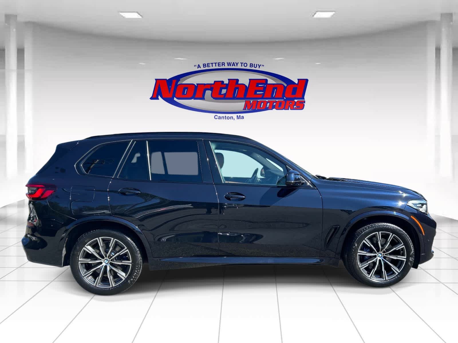 Used 2021 BMW X5 xDrive40i w/ M Sport Package AWD/4WD image 2
