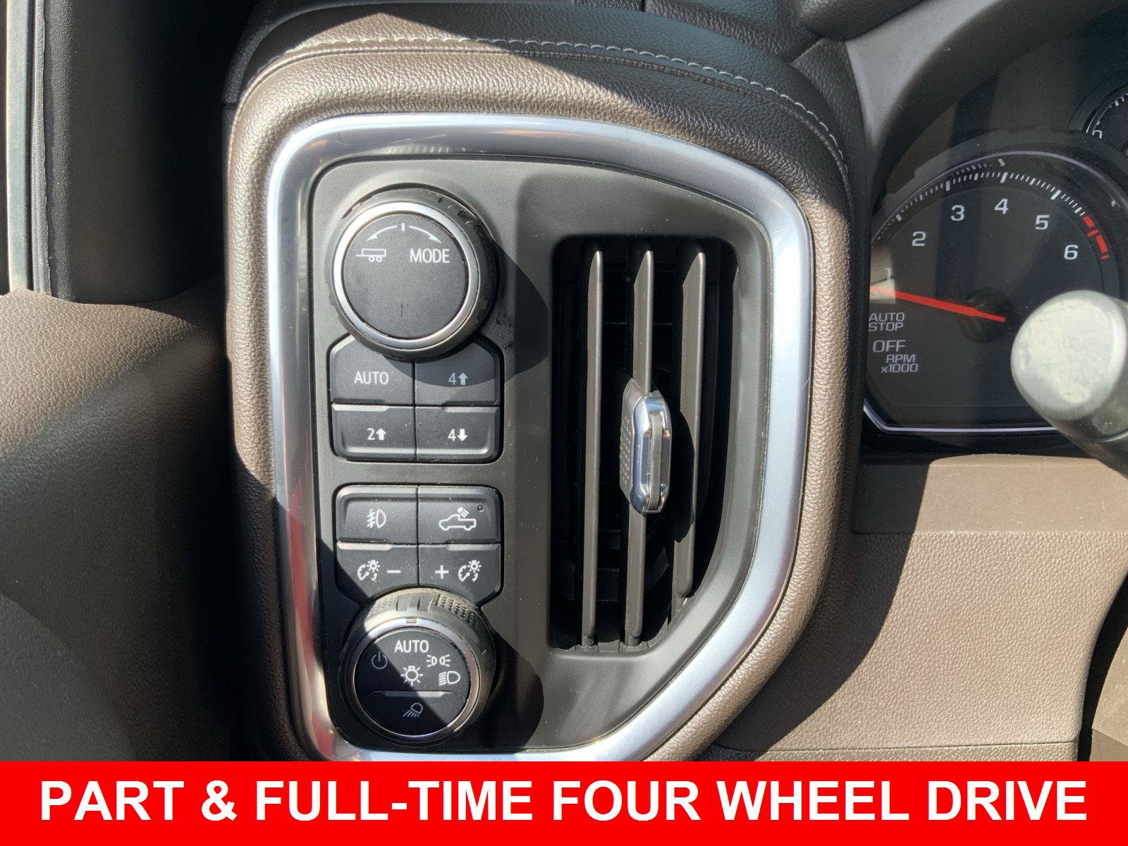 Used 2022 Chevrolet Silverado 1500 LTZ AWD/4WD image 5