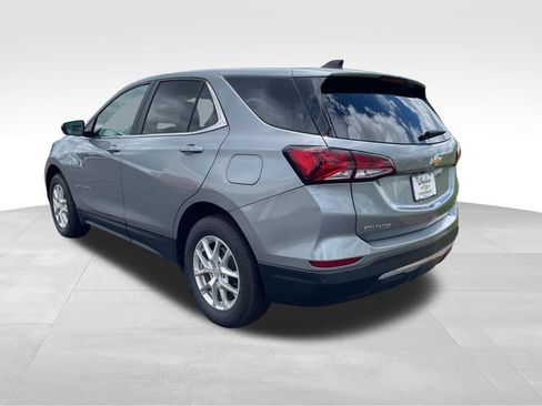 Used 2024 Chevrolet Equinox LT AWD/4WD image 3