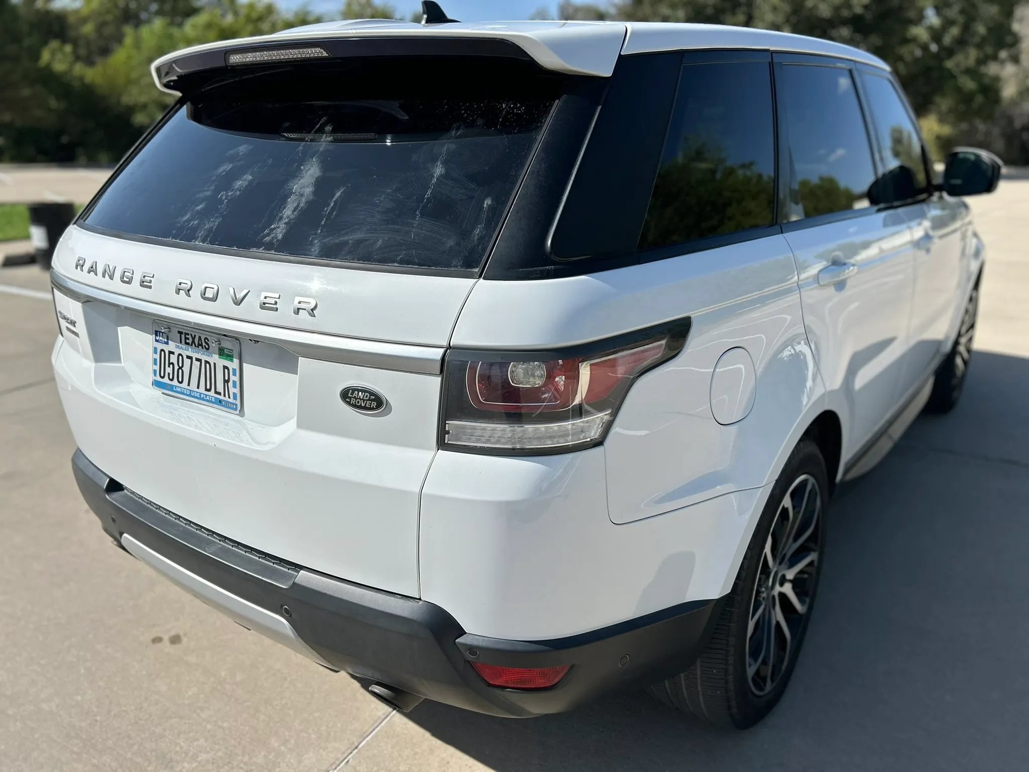 Used 2015 Land Rover Range Rover Sport HSE AWD/4WD image 6