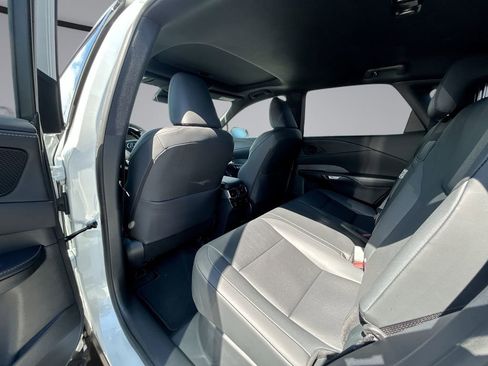 Used 2025 Lexus RX 350 Premium w/ Accessory Package (Z1) FWD image 35