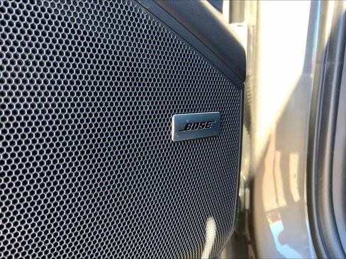 Used 2024 Porsche Cayenne S image 32