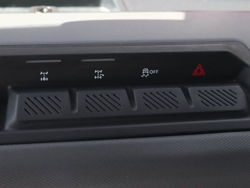 Used 2022 Ford Bronco Black Diamond image 29