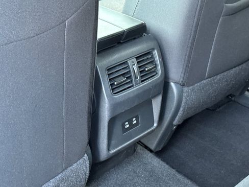 Certified 2024 Nissan Rogue SV image 14