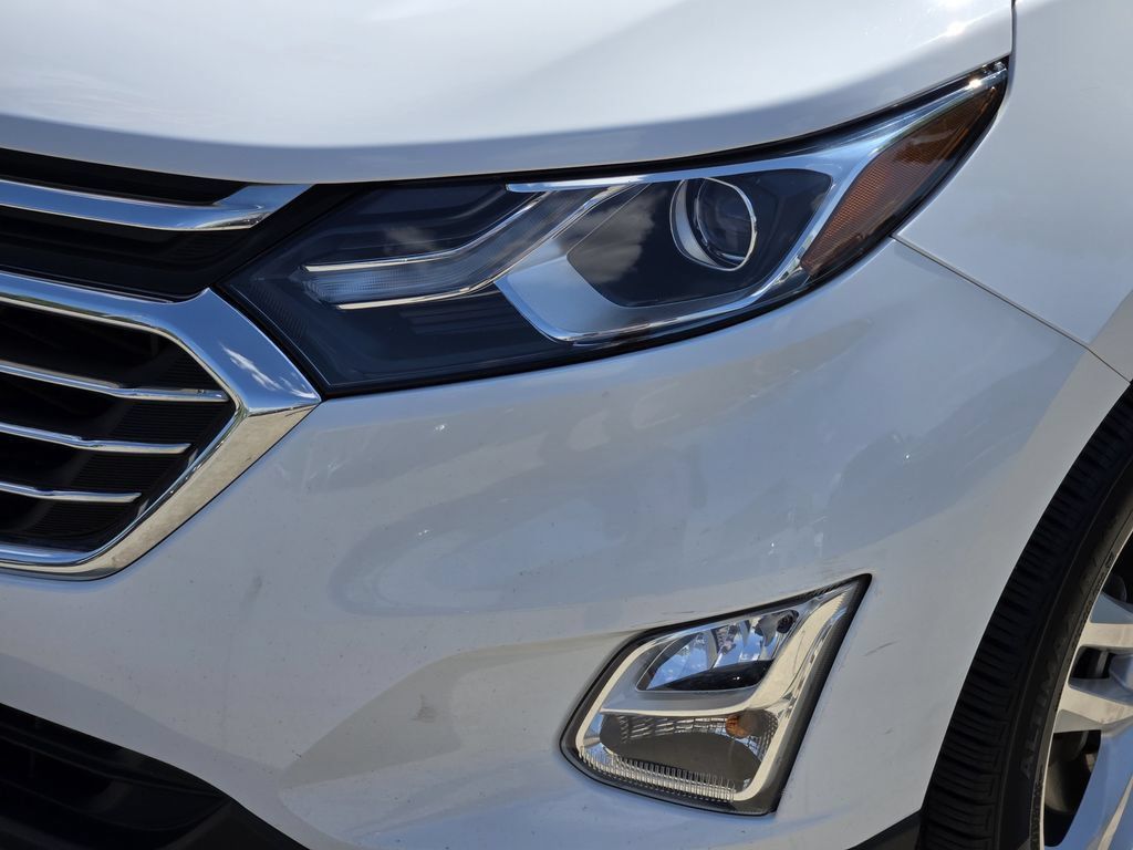 Used 2018 Chevrolet Equinox Premier AWD/4WD image 11