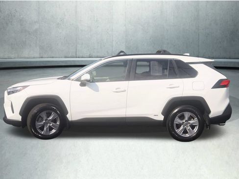 Used 2025 Toyota RAV4 XLE w/ Convenience Package AWD/4WD image 31