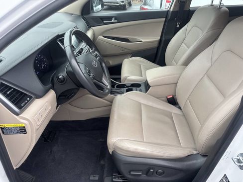 Used 2017 Hyundai Tucson SE Plus image 8