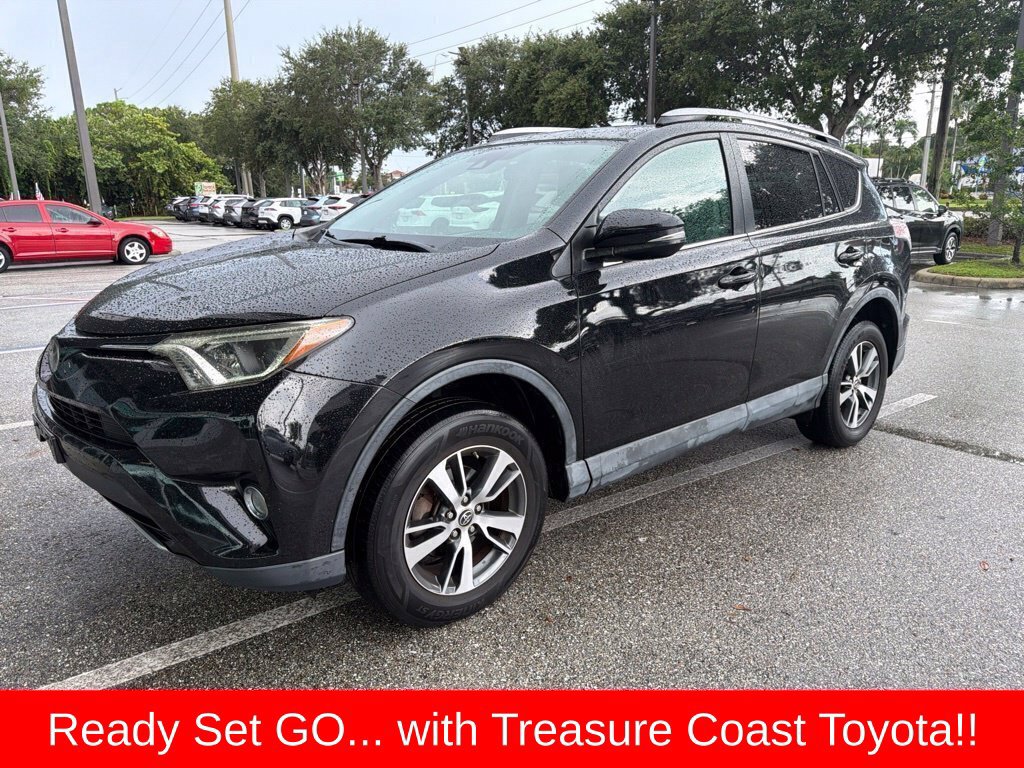 Used 2018 Toyota RAV4 XLE w/ Plus Extra Value Package FWD image 10