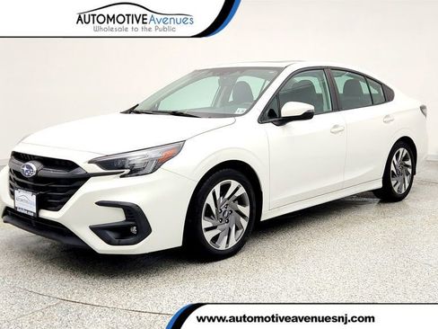 Used 2023 Subaru Legacy Limited image 1