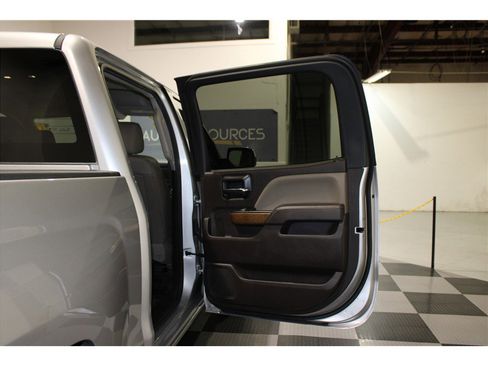 Used 2018 Chevrolet Silverado 1500 LTZ w/ Sport Package image 24